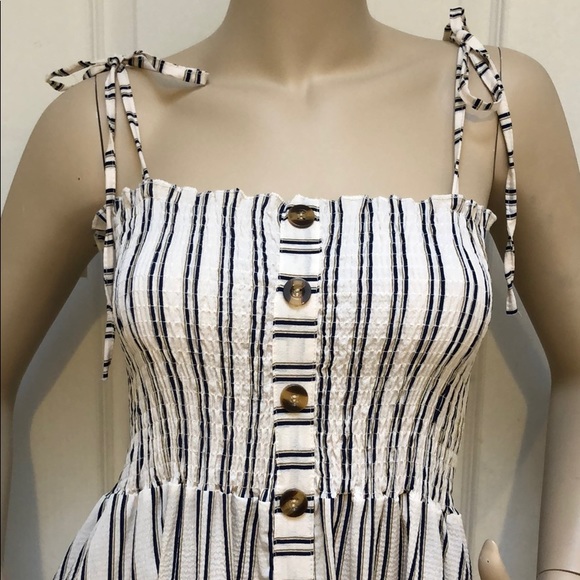 PIN STRIPE Smocked top dress - Picture 5 of 8